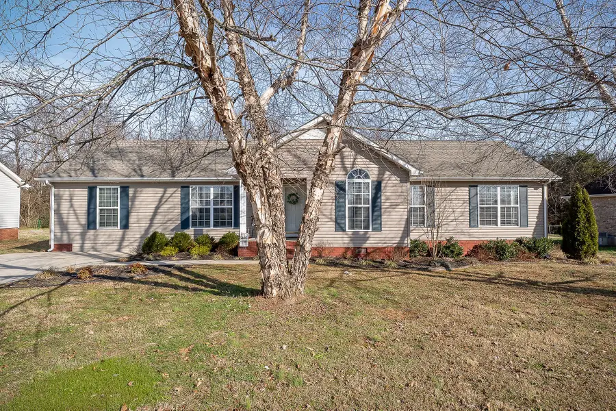 351 Creek Ln, McMinnville, TN 37110 - Image #2