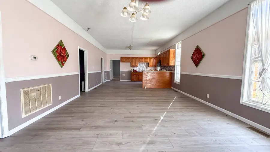 109 Hickory Dr, Huntland, TN 37345 - Image #3