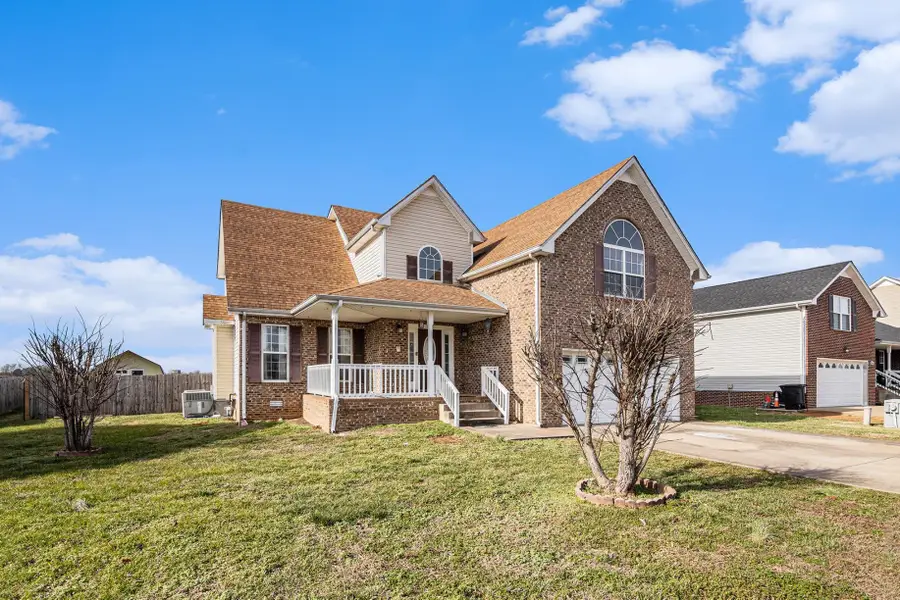 850 Samantha Ln, Clarksville, TN 37040 - Image #2