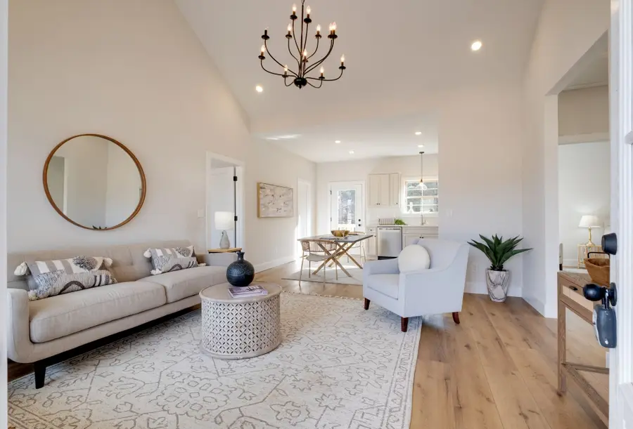 1272 Old County House Road, Charlotte, TN 37036 - Image #2