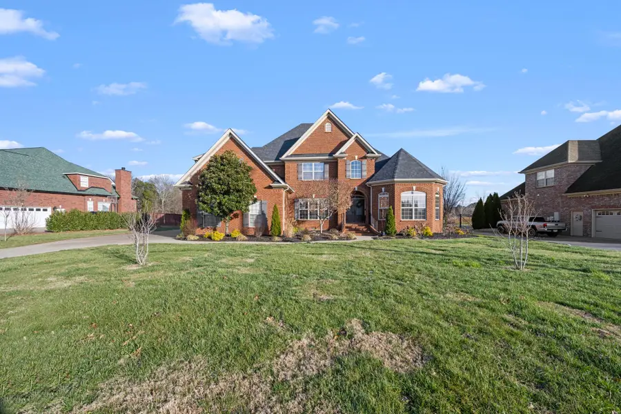 712 Furman Dr, Murfreesboro, TN 37129 - Image #2