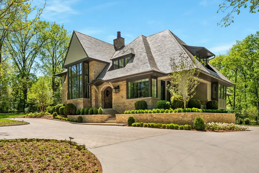 407 Westview Ave, Nashville, TN 37205 - Image #2