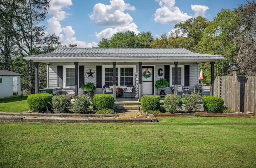 13400 Old Kentucky Rd, Walling, TN 38587 - #1