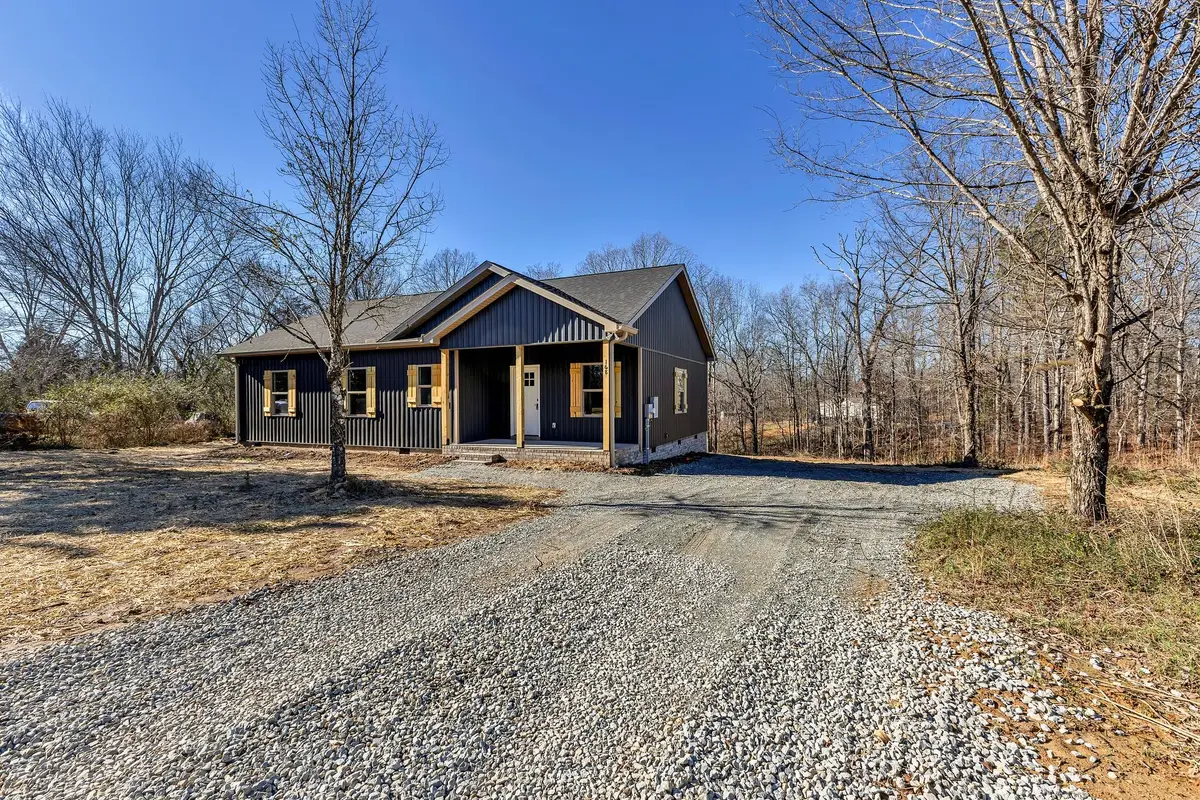 168 Marotisa Cir, Hohenwald, TN 38462 - Image #1