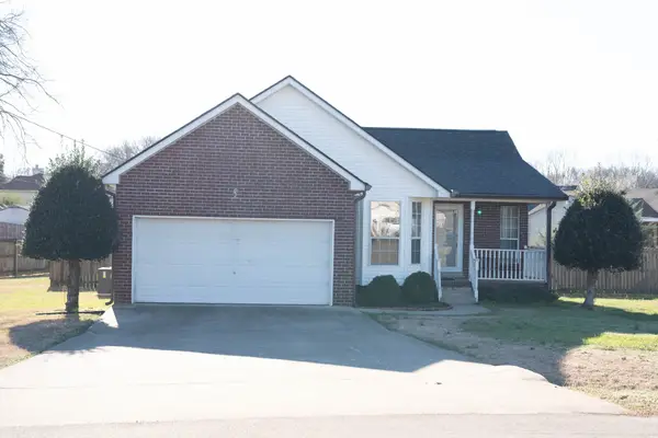 306 Valley Ct, Smyrna, TN 37167