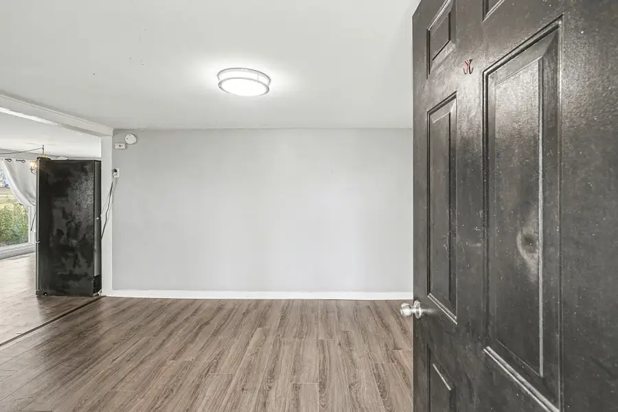 206 College St, Burns, TN 37029 - Image #3