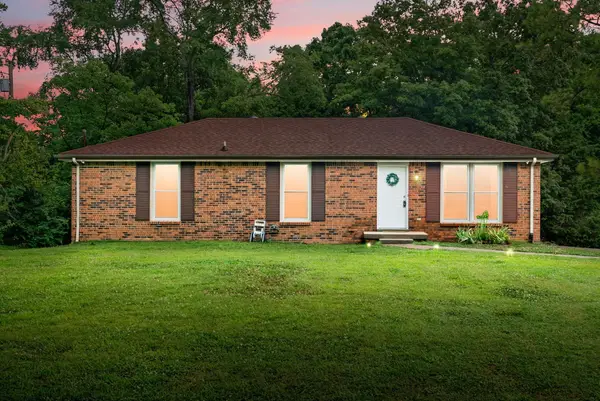 305 Barry Drive, Clarksville, TN 37040