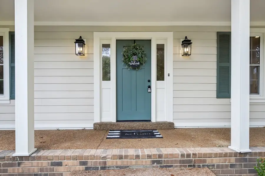 320 Cotton Ln, Franklin, TN 37069 - Image #2