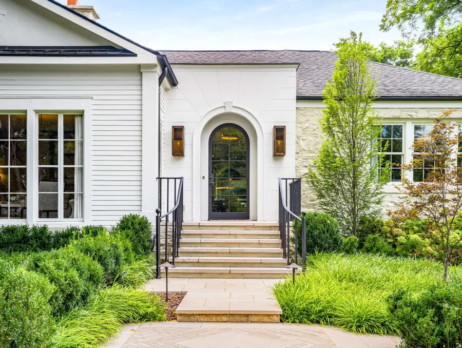 215 Lynnwood Ter, Nashville, TN 37205 - Image #3