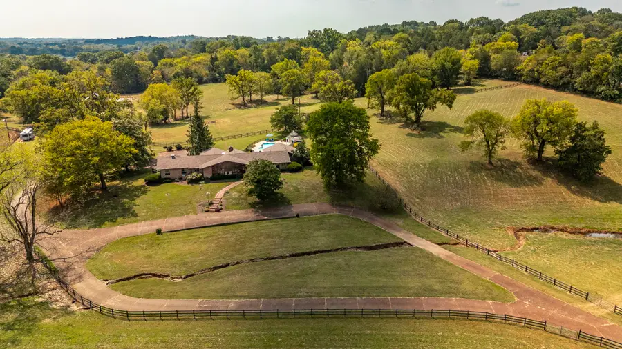 755 Long Hollow Pike, Goodlettsville, TN 37072 - Image #2