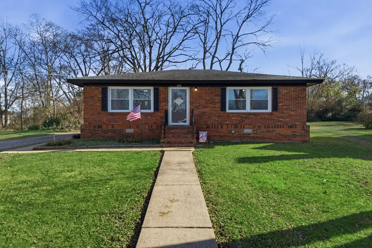 309 Woods Ave N, Lewisburg, TN 37091 - Image #1