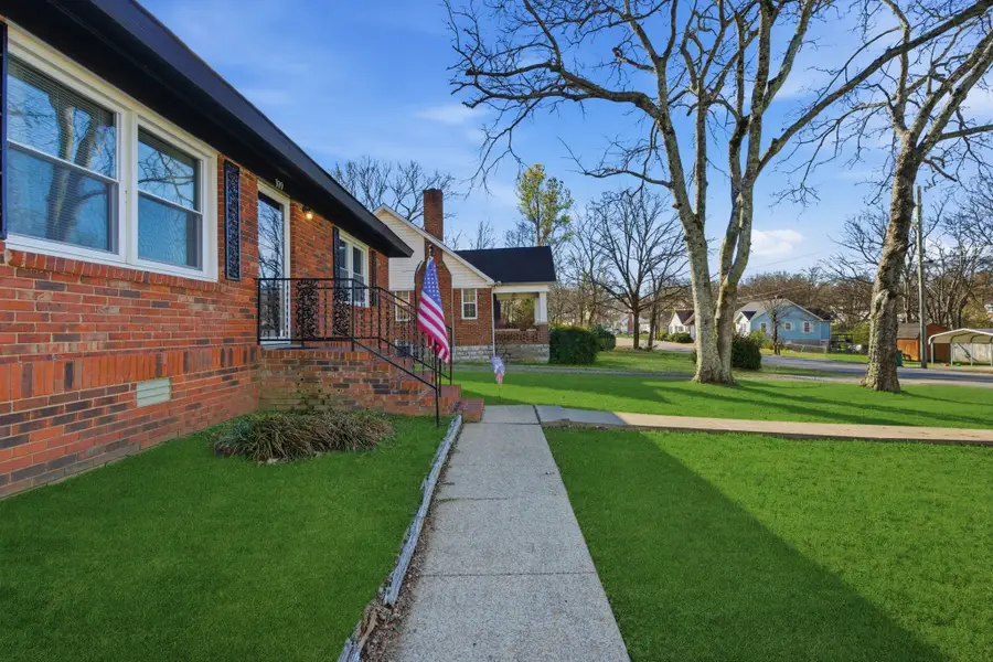 309 Woods Ave N, Lewisburg, TN 37091 - Image #3