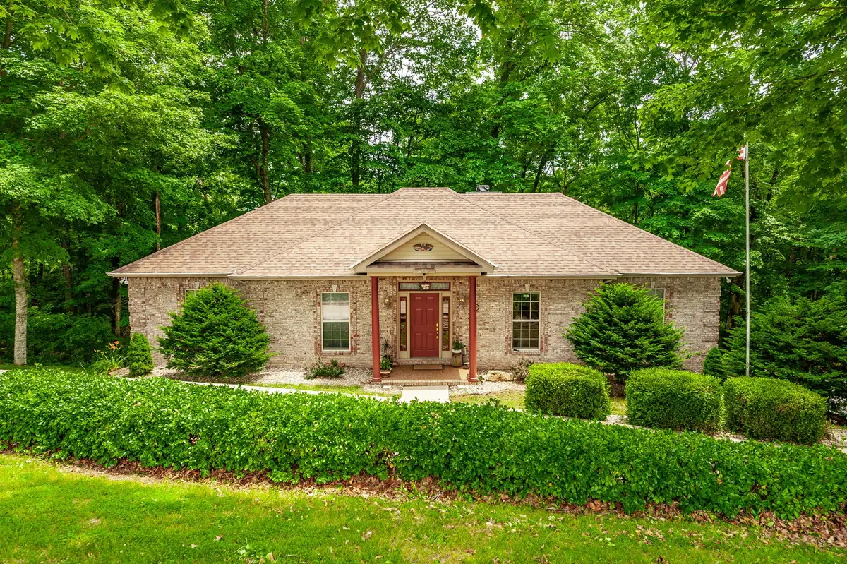 6513 N Mount Pleasant Rd, Greenbrier, TN 37073 - #1