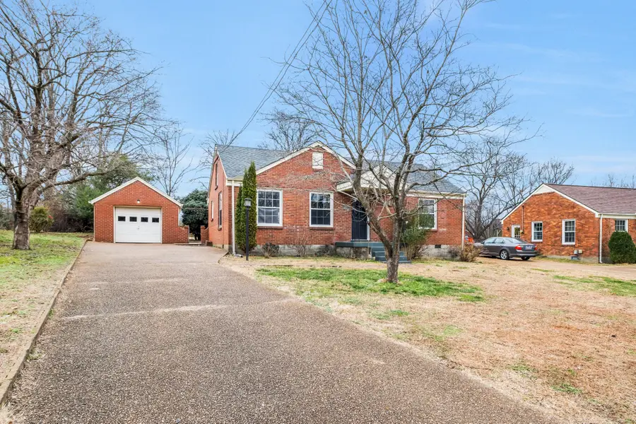 2107 Avalon Dr, Nashville, TN 37216 - Image #3