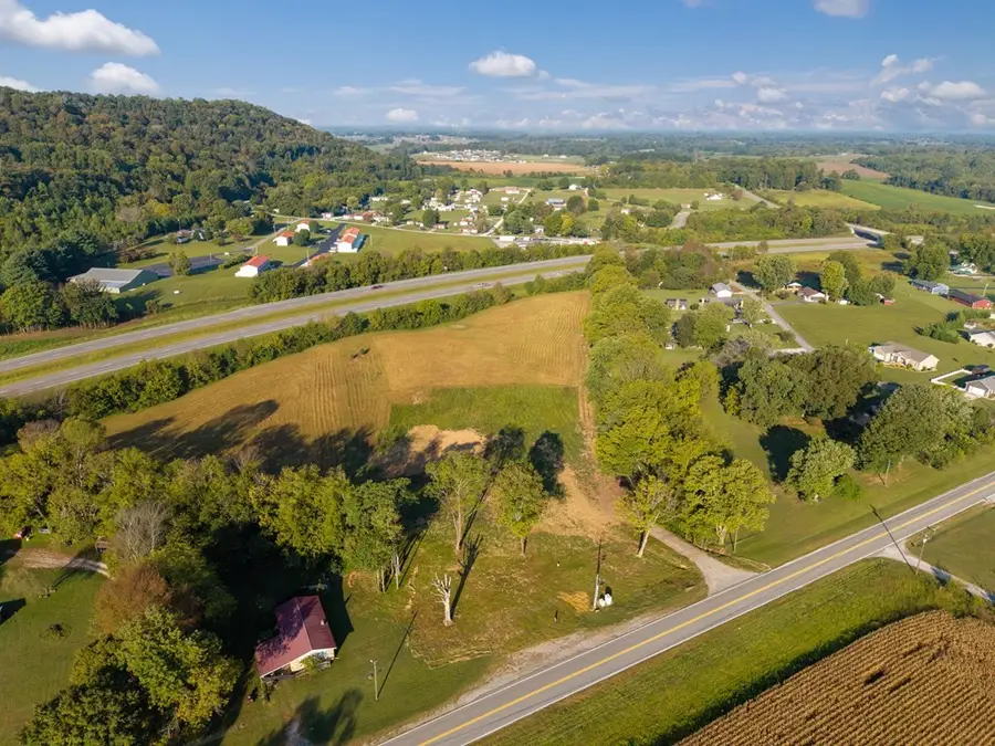 1545 Roberts Matthews Hwy, Sparta, TN 38583 - Image #2