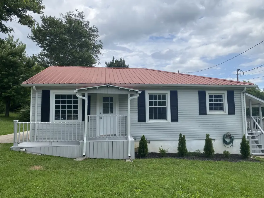 310 W End Ave, McMinnville, TN 37110 - Image #3