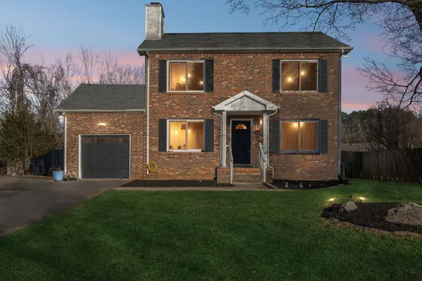 342 Brook Mead Dr, Clarksville, TN 37042