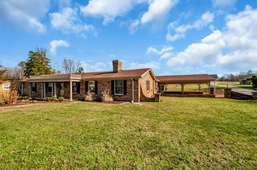 211 W Hills Ter, Dickson, TN 37055 - Image #2