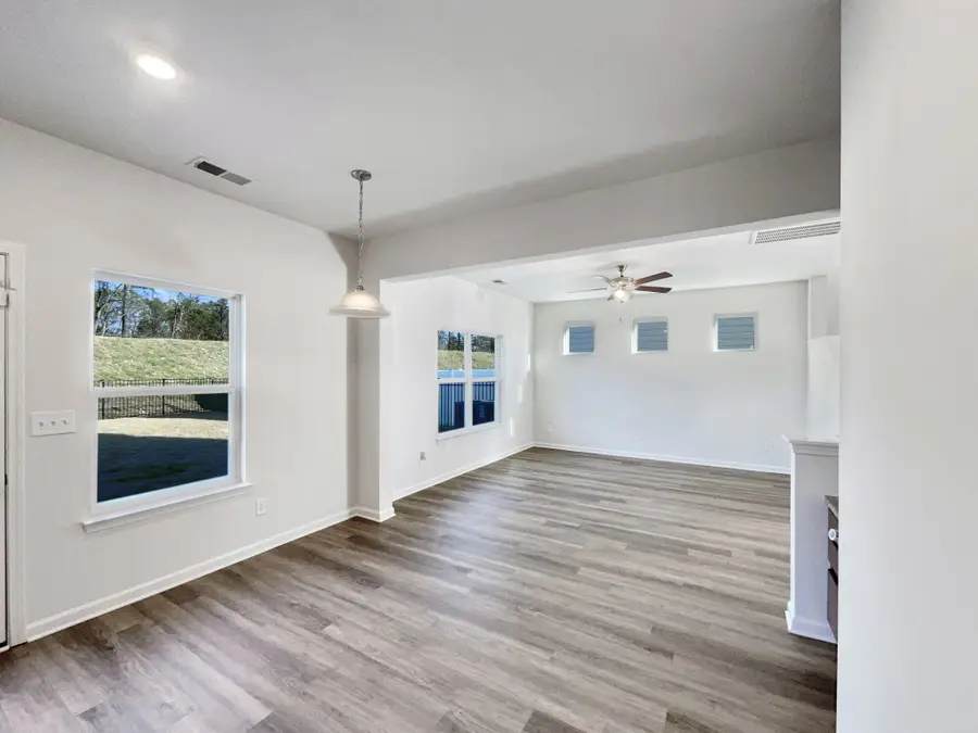 560 Sunflower Dr, Smyrna, TN 37167 - Image #3