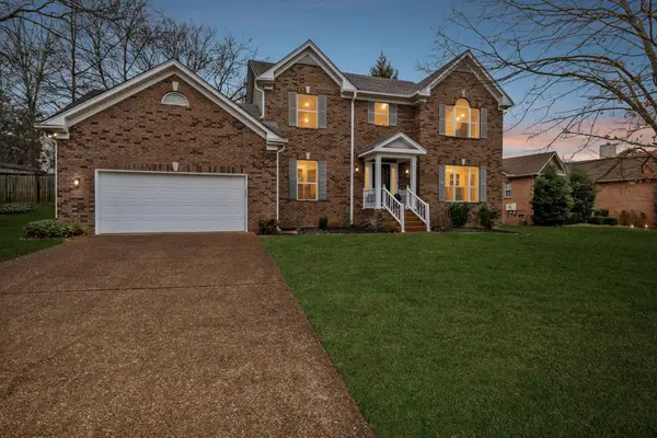 7701 River Fork Dr, Nashville, TN 37221