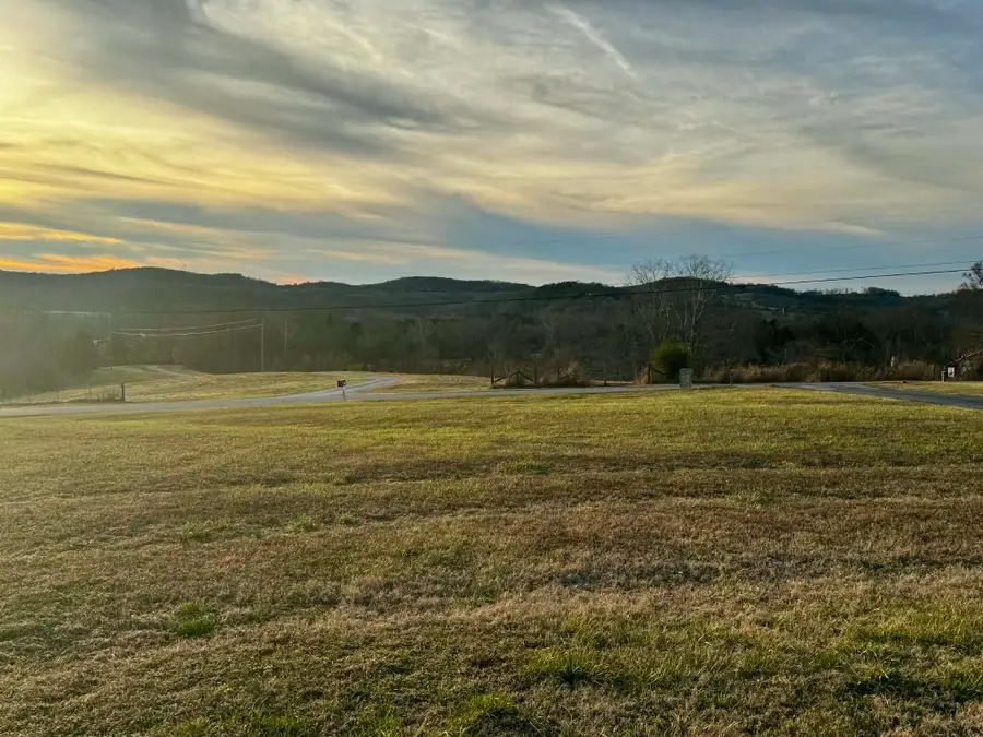 1730 Burnley Rd, Hartsville, TN 37074 - Image #2