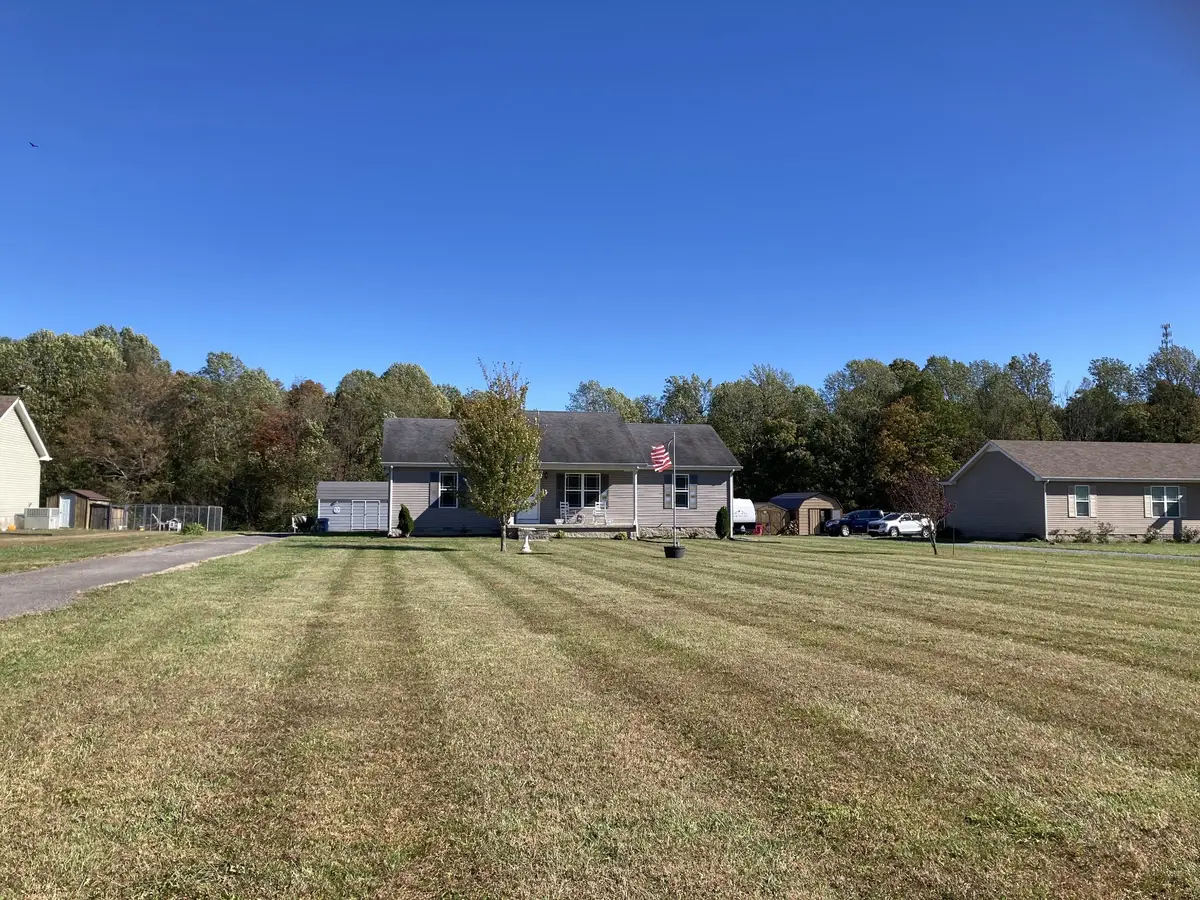 260 Miller Rd, Lafayette, TN 37083 - Image #1