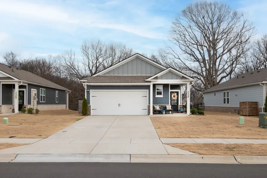 7258 Lang Ave, White House, TN 37188 - Image #2