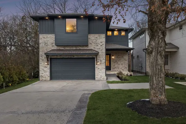 576 Watsonwood Dr, Nashville, TN 37211