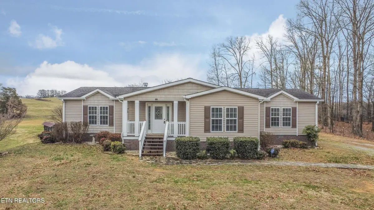 18200 Sunnyside Rd, Philadelphia, TN 37846 - Image #1