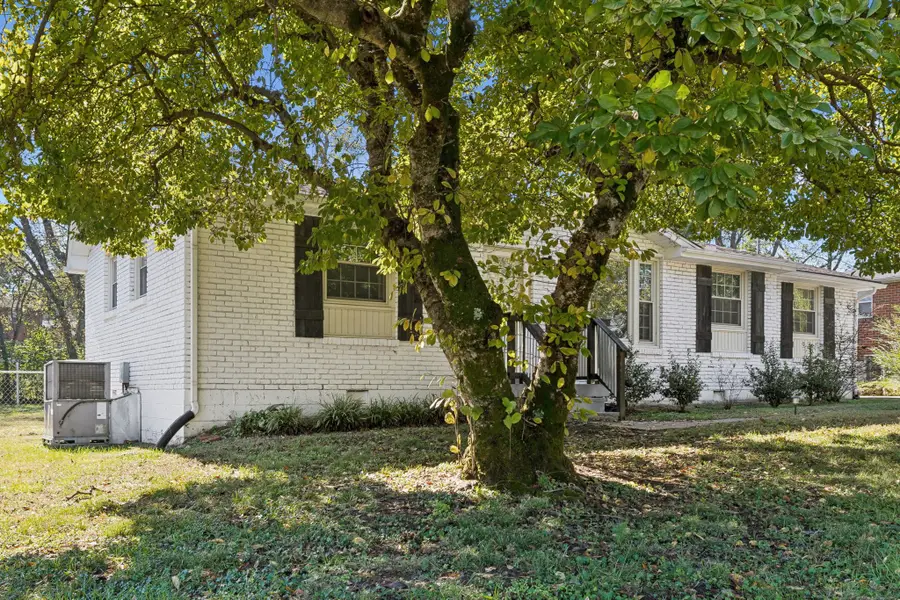 233 Bonnabrook Dr, Hermitage, TN 37076 - Image #3
