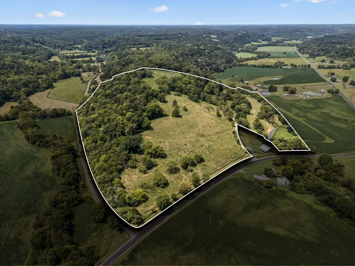 4951 Weakley Creek Rd, Lawrenceburg, TN 38464 - Image #1