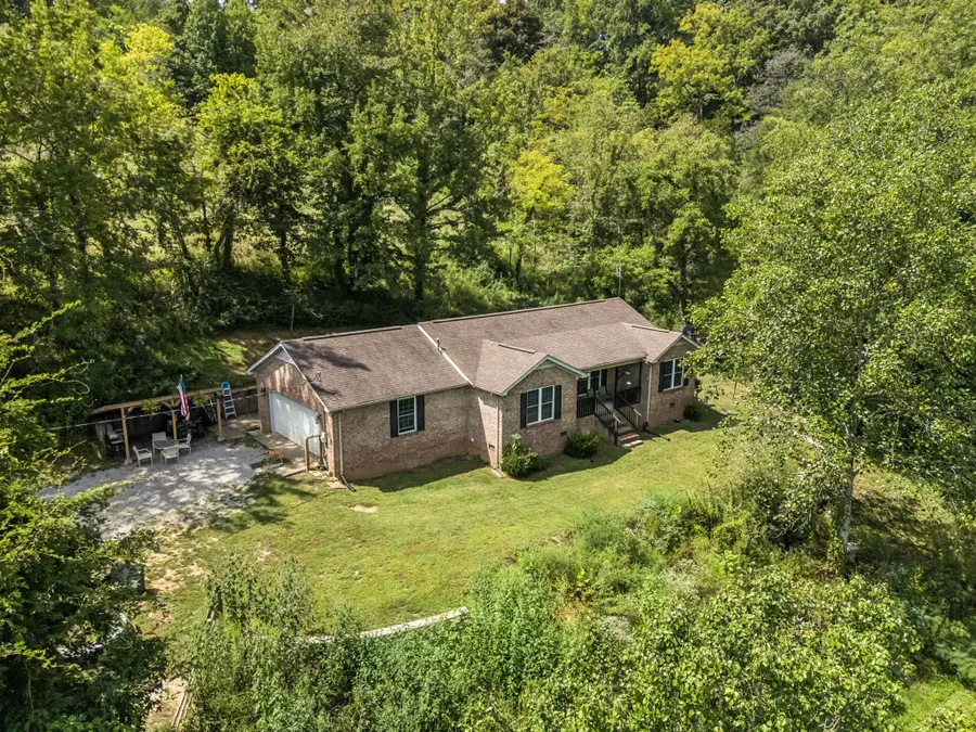 4951 Weakley Creek Rd, Lawrenceburg, TN 38464 - Image #3
