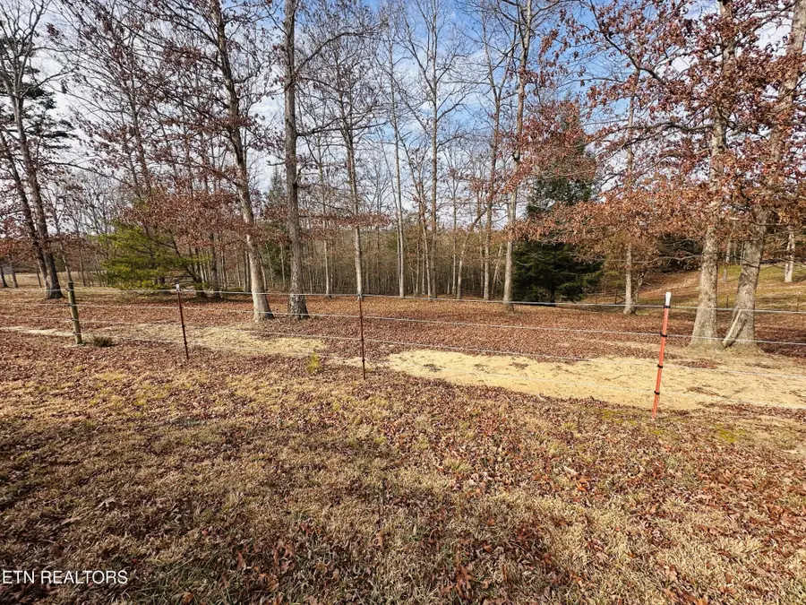 237 Rockview Rd, Jamestown, TN 38556 - Image #2