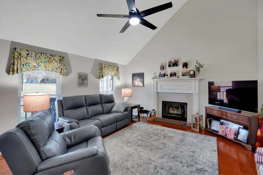 1009 Victoria Ln W, Hendersonville, TN 37075 - Image #3