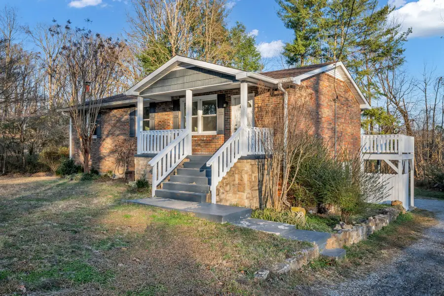 120 Robin Hood Road, Dickson, TN 37055 - Image #2