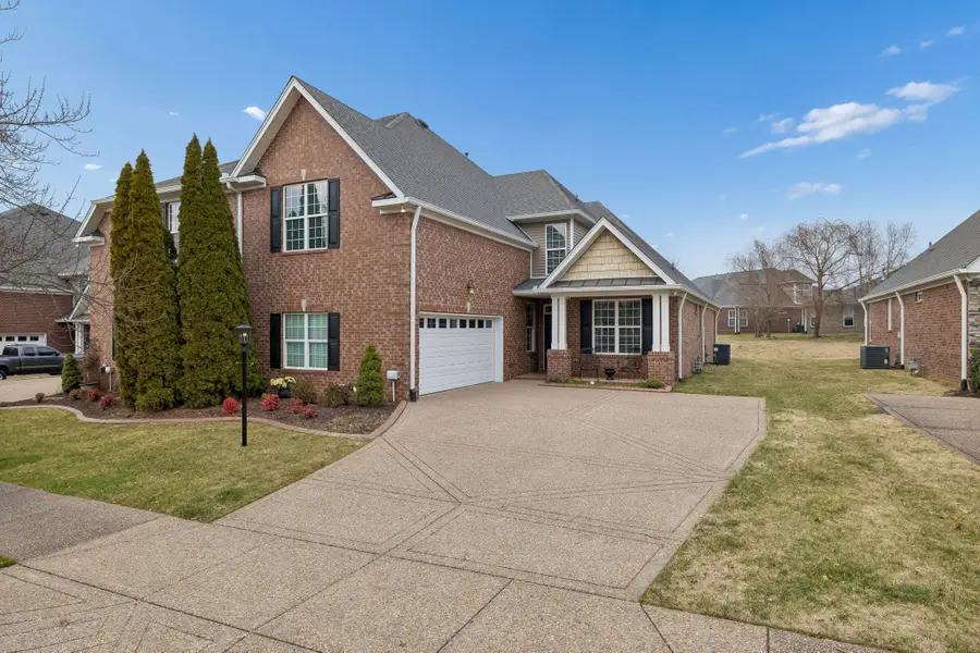 1308 Waxwing Dr, Hermitage, TN 37076 - Image #2