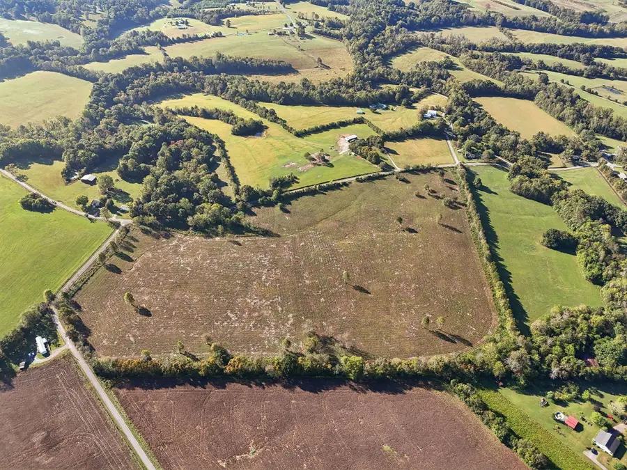 1 Seven Springs Rd, Smithville, TN 37166 - Image #3