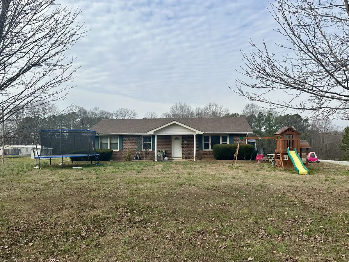 2570 Hurricane Loop, Tennessee Ridge, TN 37178 - Image #1