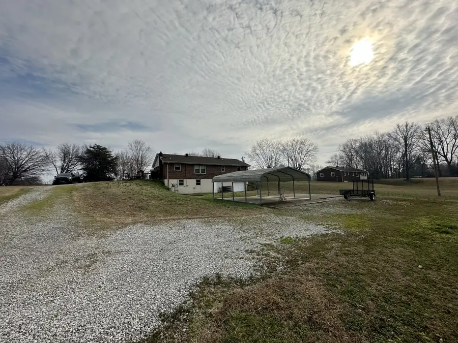 2570 Hurricane Loop, Tennessee Ridge, TN 37178 - Image #3