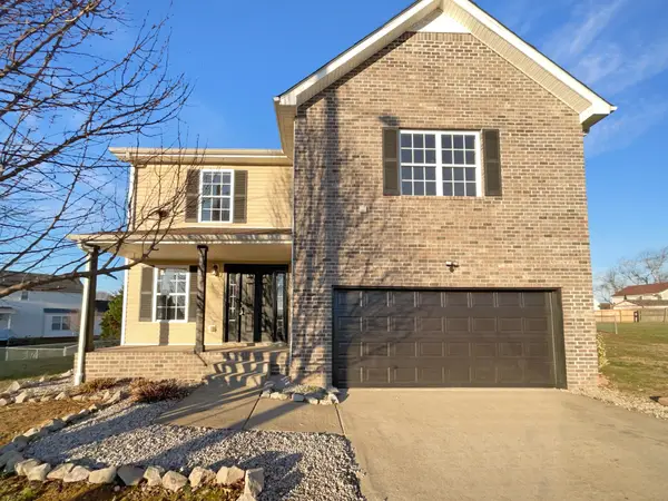 900 Fisher Ct, Clarksville, TN 37042