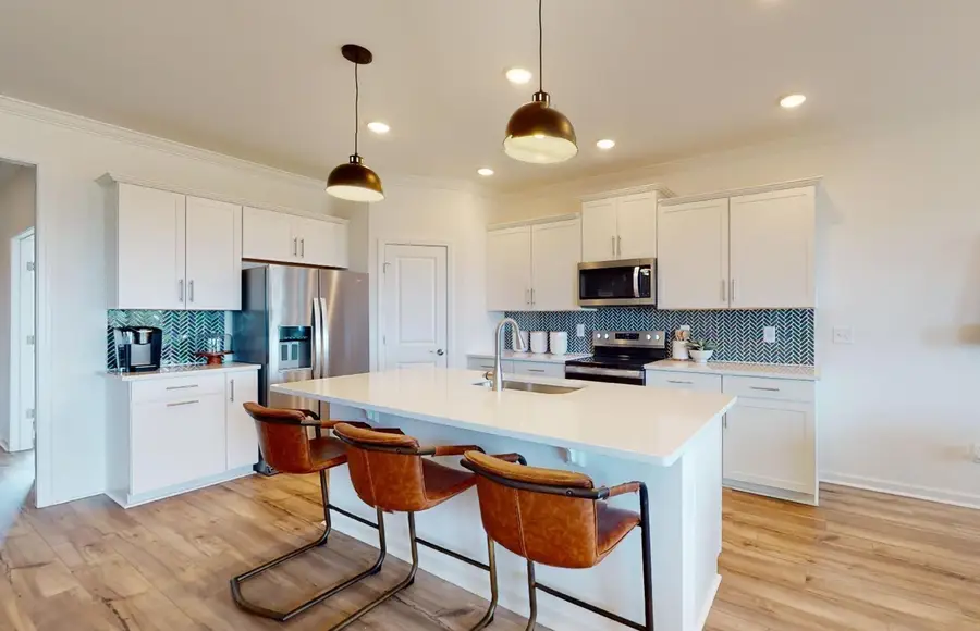 482 Jet Stream Dr, La Vergne, TN 37086 - Image #2