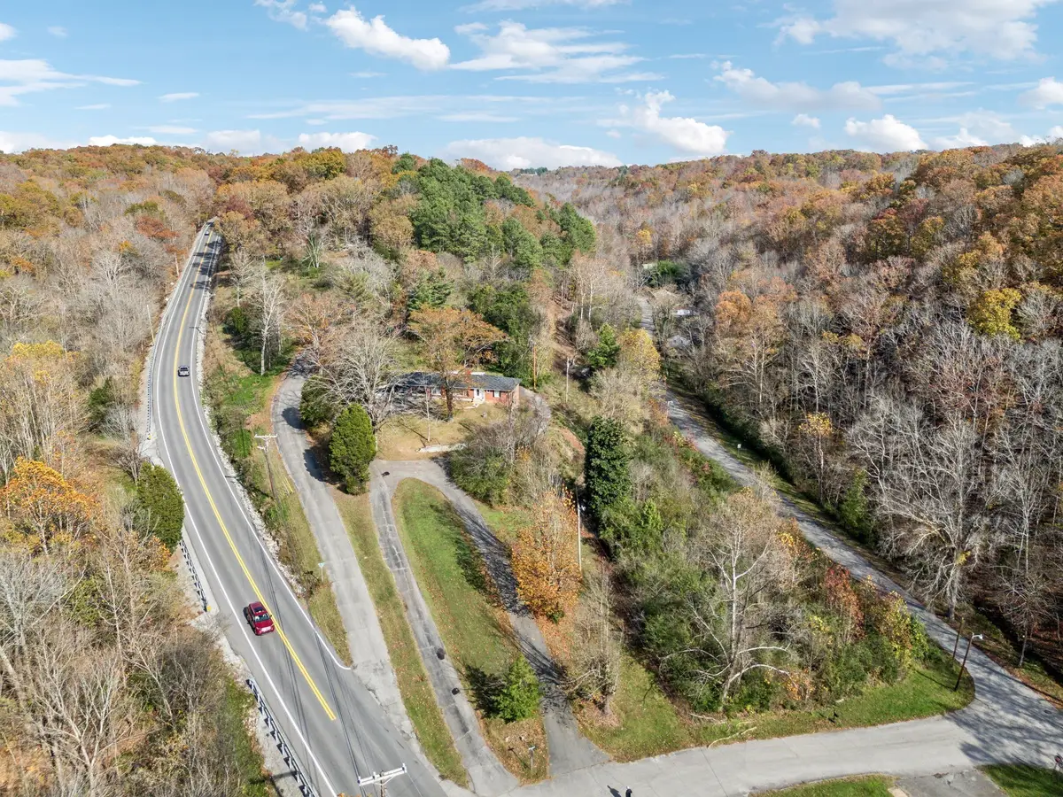 404 Van Hook Dr, Ashland City, TN 37015 - #1