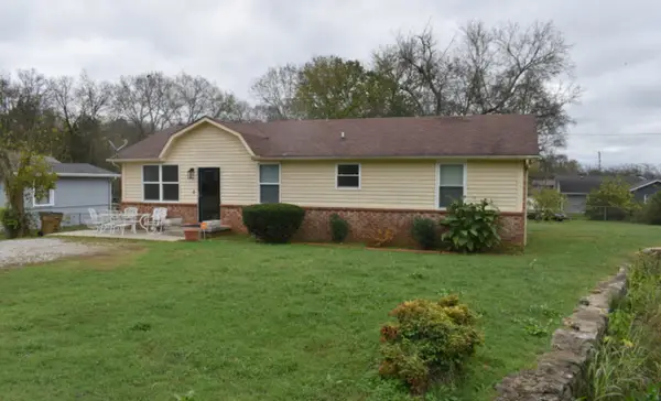 3785 Lunn Dr, Nashville, TN 37218