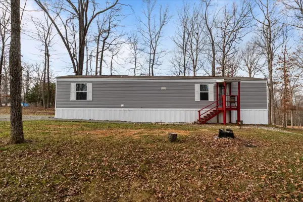 316 Friendship Dr, Tennessee Ridge, TN 37178