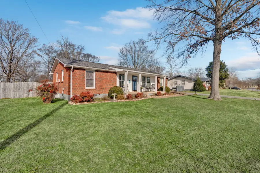 125 Gates Dr, Hendersonville, TN 37075 - Image #3