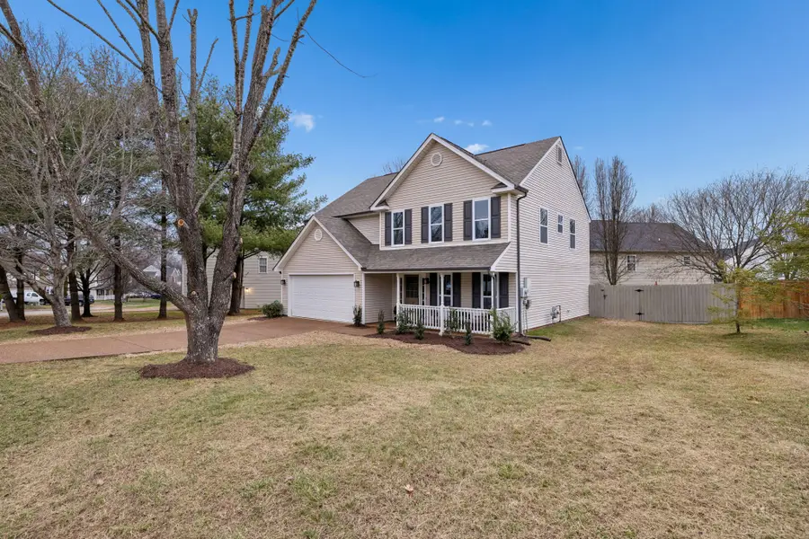 2018 Trenton Dr, Spring Hill, TN 37174 - Image #2