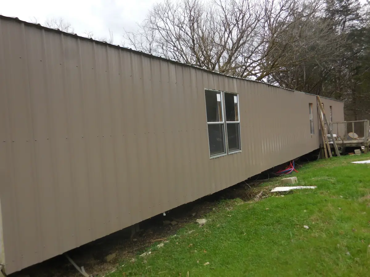 1377 Granville Hwy, Gainesboro, TN 38562 - Image #1