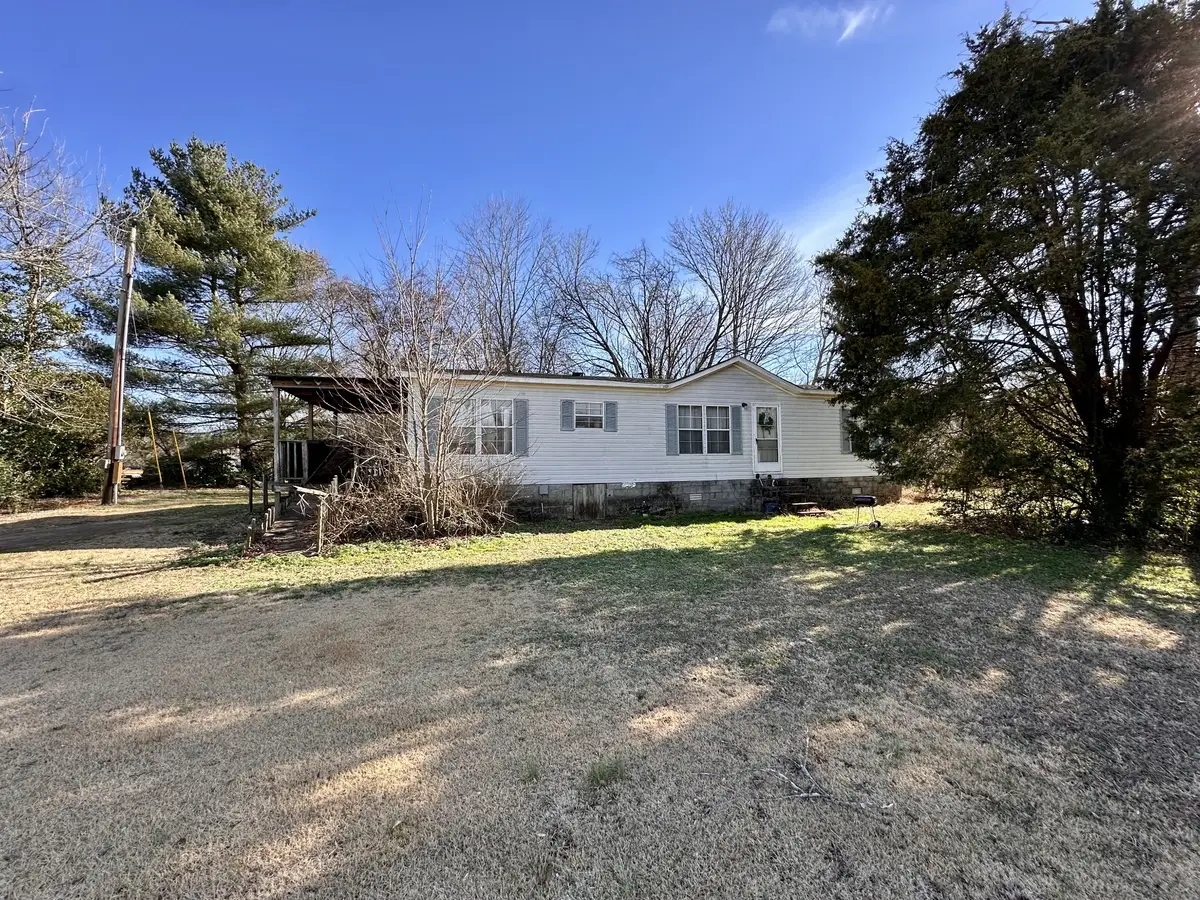 8416 Village Green Dr, Cross Plains, TN 37049 - Image #1