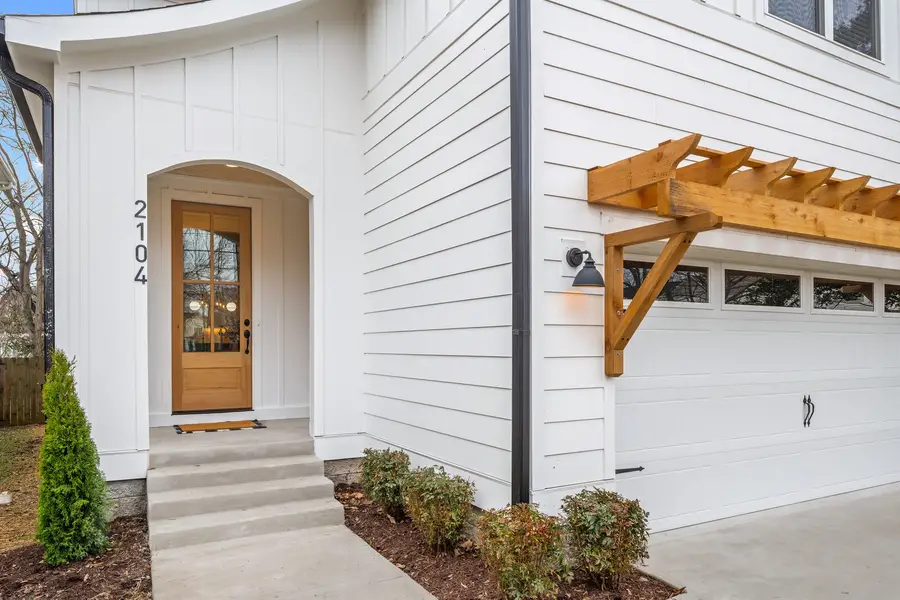 2104 Sheridan Rd, Nashville, TN 37206 - Image #2