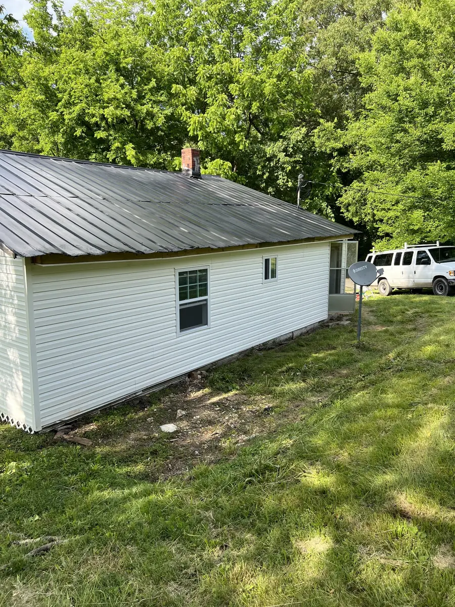 30 Hill St, Hohenwald, TN 38462 - Image #2